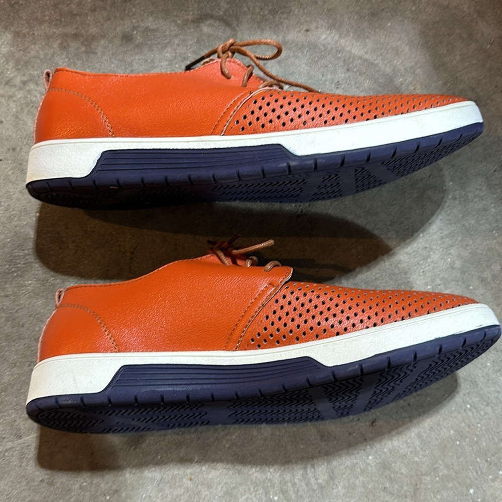 Merkmak Orange Shoes w/Eyelets - Picture 3 of 6